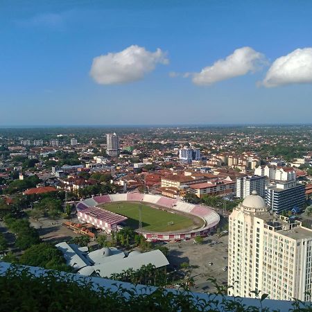 Panglima Troika Residensi Apartment Kota Bharu Exterior foto